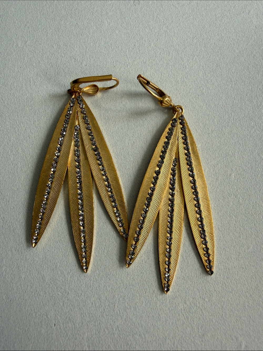 Source Unknown Gold Leaf Drop Earrings with Clear Rhinestones